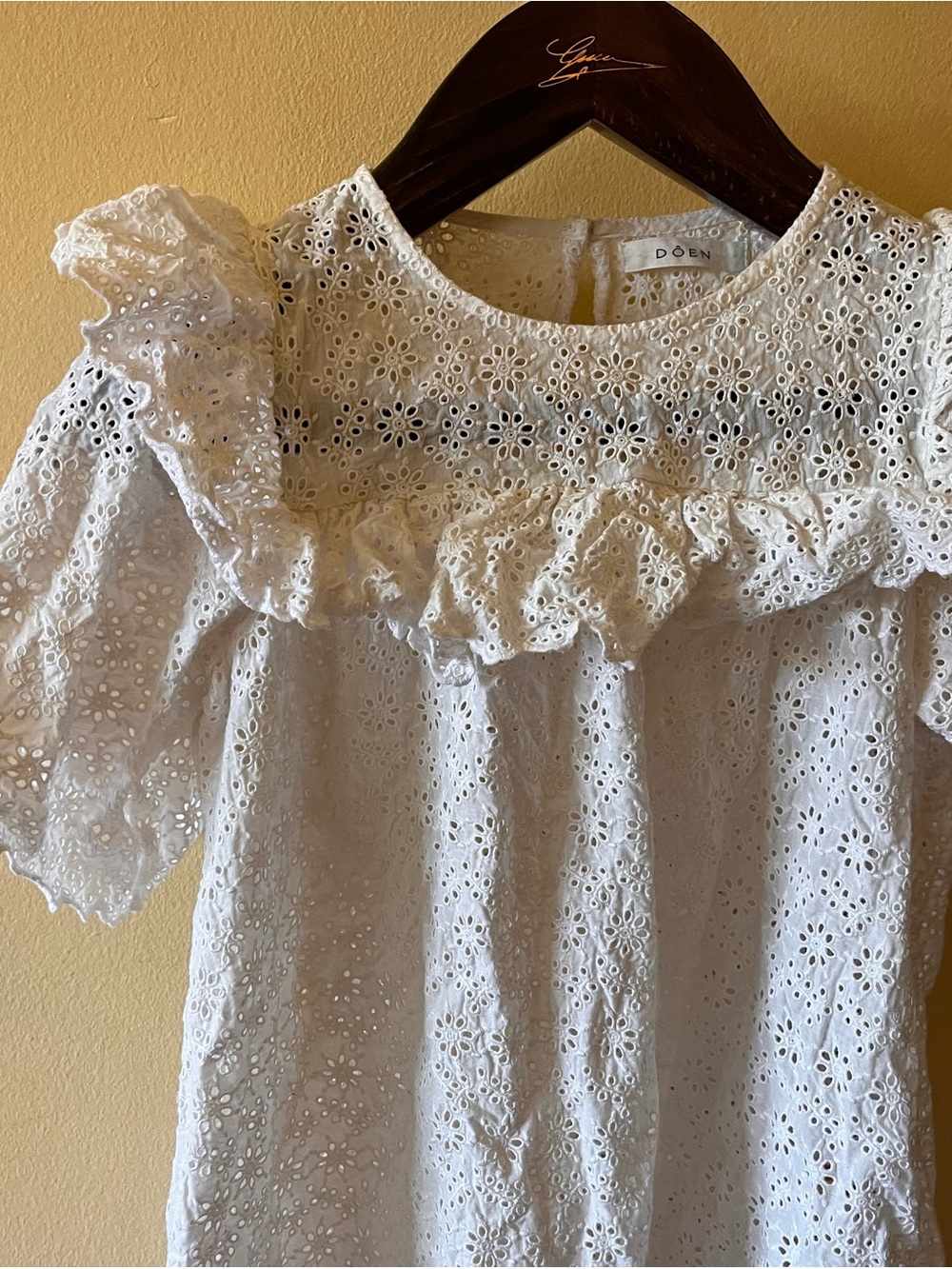 Doen Ruffle White Mini Dress - Picture 6 of 12